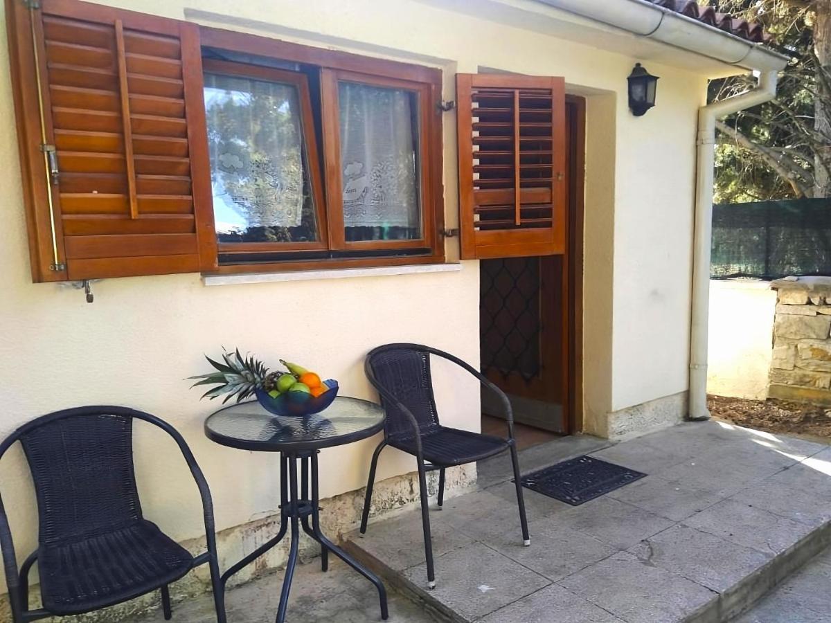 Apartment Pletikos Premantura Buitenkant foto